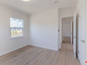 8252 Babcock Avenue, North Hollywood CA 91605