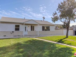 8252 Babcock Avenue, North Hollywood CA 91605