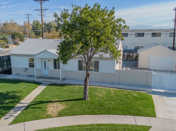 8252 Babcock Avenue, North Hollywood CA 91605