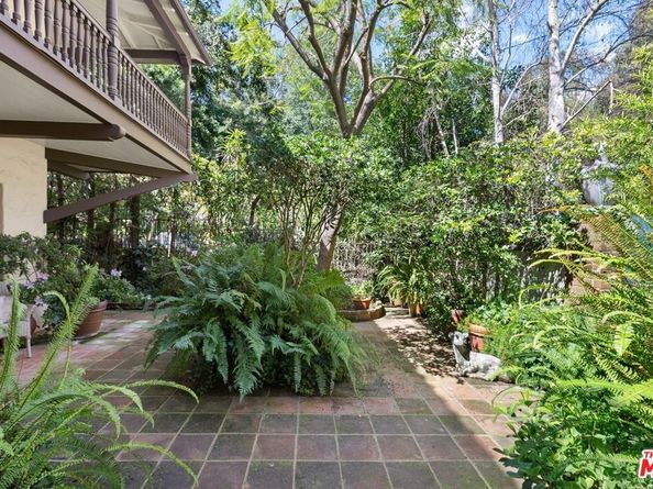 1721 Benedict Canyon Drive, Beverly Hills CA 90210