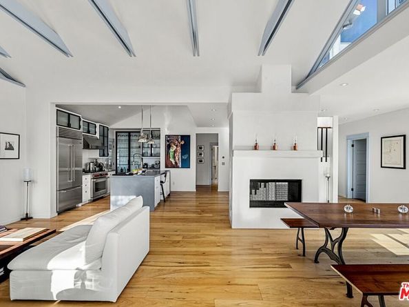 2002 Hillcrest Road, Los Angeles CA 90068