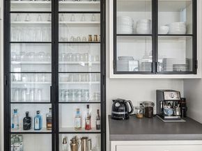 2002 Hillcrest Road, Los Angeles CA 90068