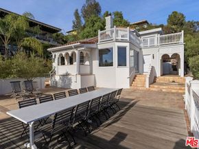 2002 Hillcrest Road, Los Angeles CA 90068