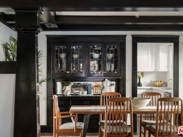 3907 Walton Avenue, Los Angeles CA 90037