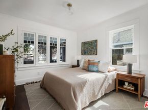 3907 Walton Avenue, Los Angeles CA 90037