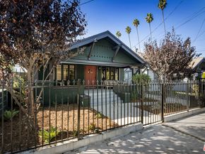 3907 Walton Avenue, Los Angeles CA 90037