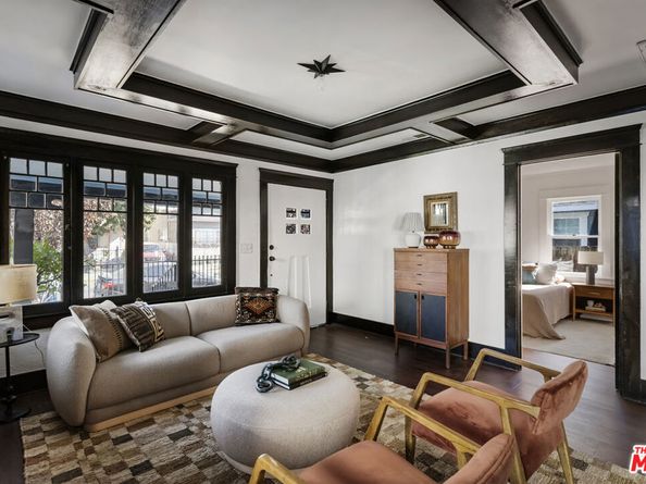 3907 Walton Avenue, Los Angeles CA 90037