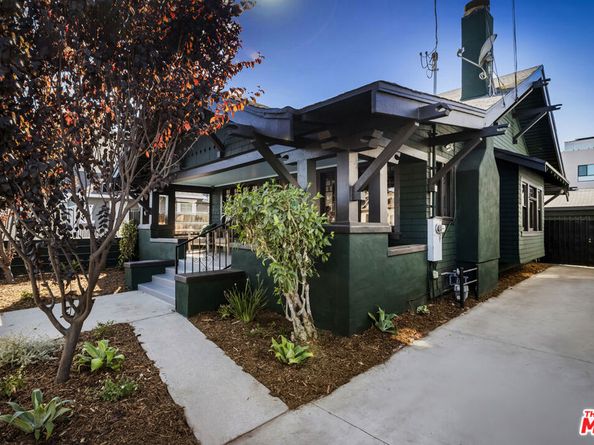 3907 Walton Avenue, Los Angeles CA 90037