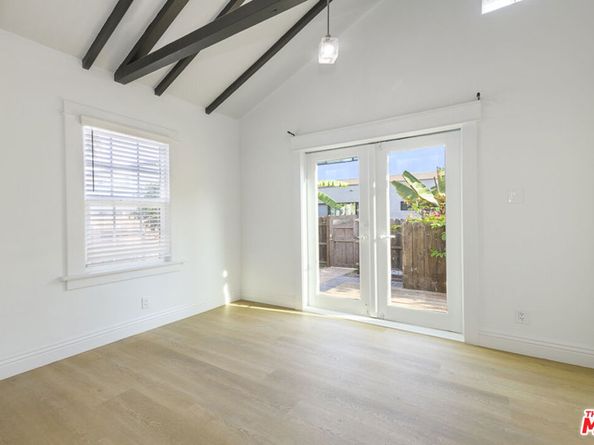 1824 10th Street, Santa Monica CA 90404