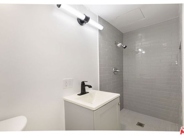 1824 10th Street, Santa Monica CA 90404