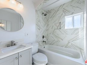 1824 10th Street, Santa Monica CA 90404