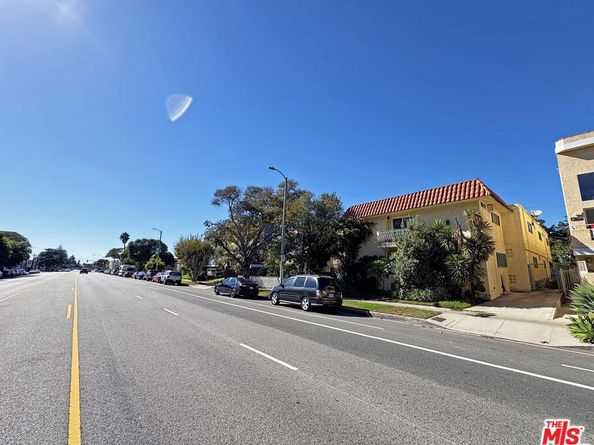 12025 Washington Place, Los Angeles CA 90066