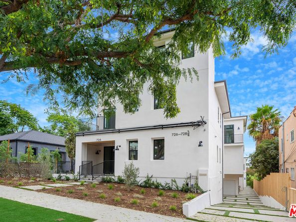 726 Robinson Street, Los Angeles CA 90026