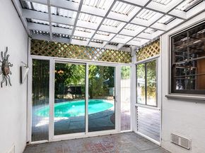 10435 Whipple Street, Toluca Lake CA 91602