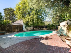 10435 Whipple Street, Toluca Lake CA 91602