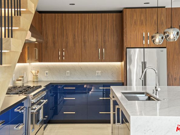 212 Bay Street 102, Santa Monica CA 90405