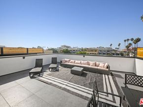212 Bay Street 102, Santa Monica CA 90405