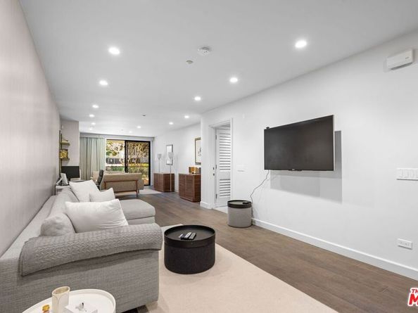 701 Ocean Avenue 110, Santa Monica CA 90402