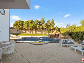 17011 Gledhill Street, Northridge CA 91325