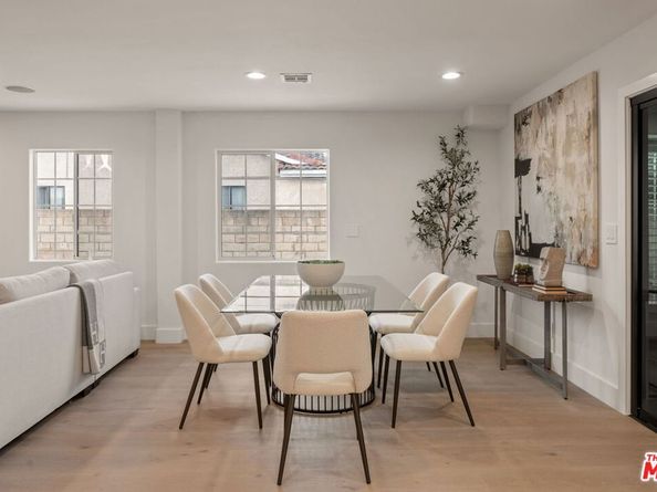 17011 Gledhill Street, Northridge CA 91325