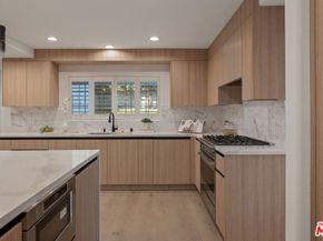 17011 Gledhill Street, Northridge CA 91325