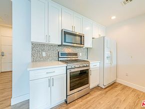 1101 S Harvard Boulevard 303, Los Angeles CA 90006