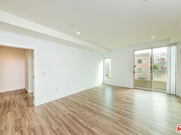 1101 S Harvard Boulevard 303, Los Angeles CA 90006