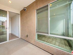 1101 S Harvard Boulevard 303, Los Angeles CA 90006