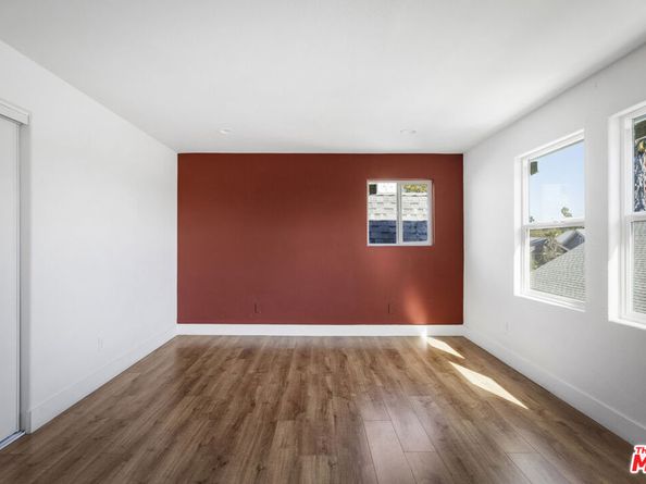 2074 W 29th Street, Los Angeles CA 90018