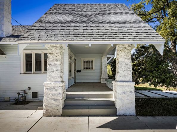 2074 W 29th Street, Los Angeles CA 90018