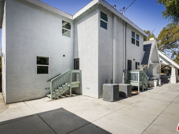 2074 W 29th Street, Los Angeles CA 90018