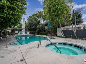 18100 Burbank Boulevard 26, Tarzana CA 91356