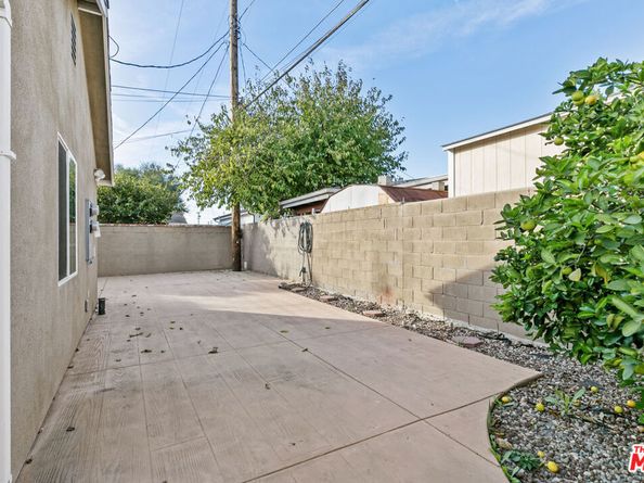 10823 Cantara Street, Sun Valley CA 91352