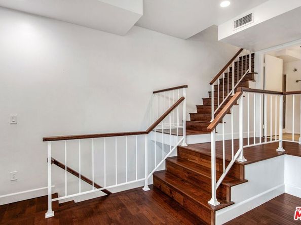 4620 Don Lorenzo Drive A, Los Angeles CA 90008