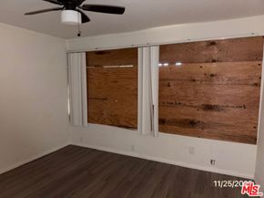 1740 S Rimpau Boulevard, Los Angeles CA 90019