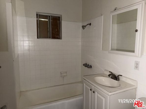 1740 S Rimpau Boulevard, Los Angeles CA 90019