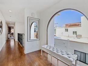 17 Privateer Street, Marina Del Rey CA 90292