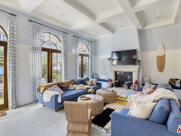 17 Privateer Street, Marina Del Rey CA 90292