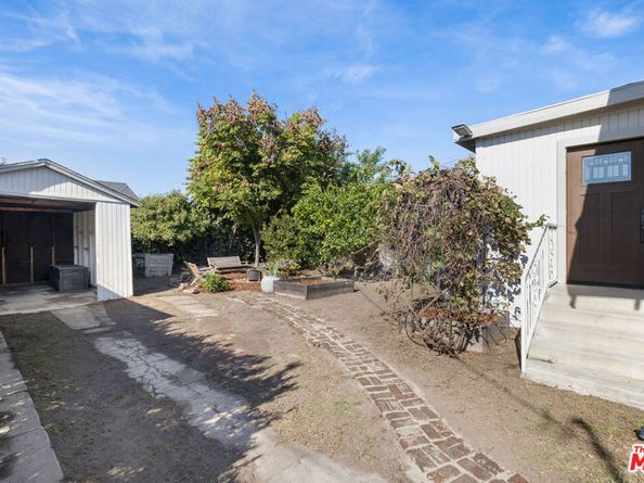 3775 Crawford Street, Los Angeles CA 90011