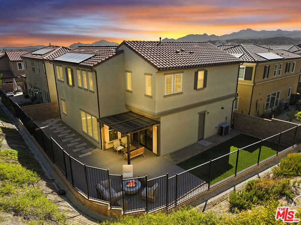 20629 W Chestnut Circle, Porter Ranch CA 91326