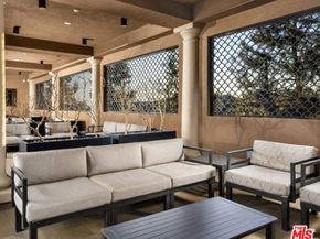 20629 W Chestnut Circle, Porter Ranch CA 91326