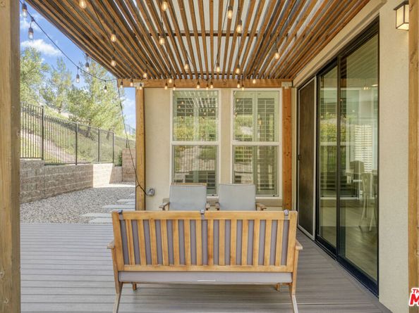 20629 W Chestnut Circle, Porter Ranch CA 91326