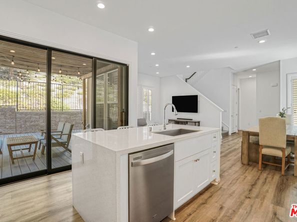 20629 W Chestnut Circle, Porter Ranch CA 91326