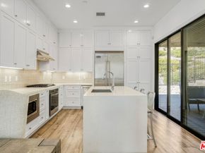 20629 W Chestnut Circle, Porter Ranch CA 91326