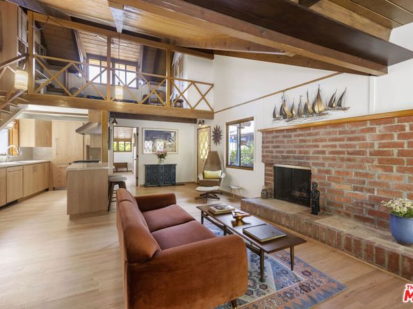 8944 Wonderland Avenue, Los Angeles CA 90046