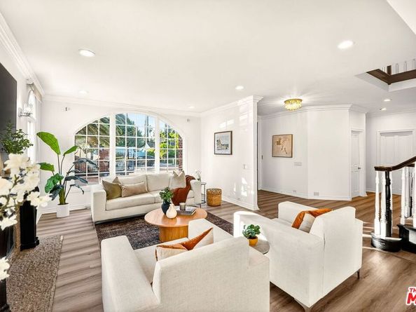 5514 Sylvia Avenue, Tarzana CA 91356