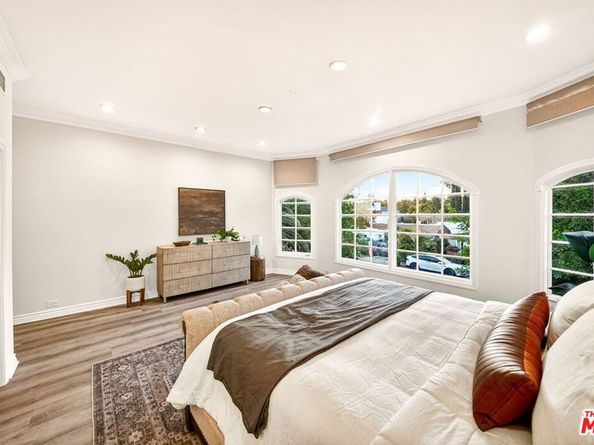 5514 Sylvia Avenue, Tarzana CA 91356