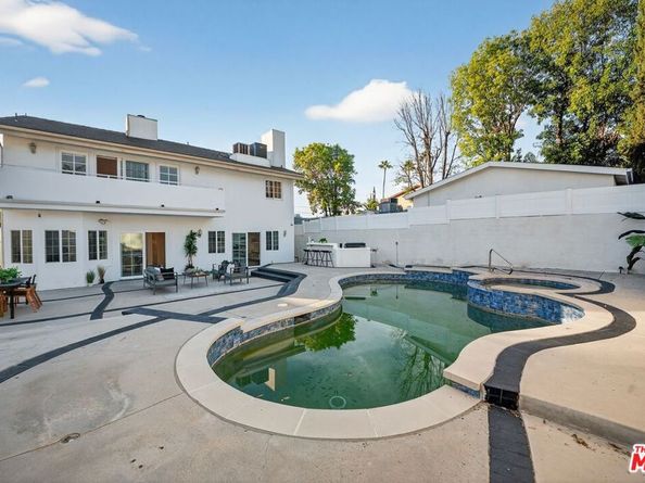 5514 Sylvia Avenue, Tarzana CA 91356