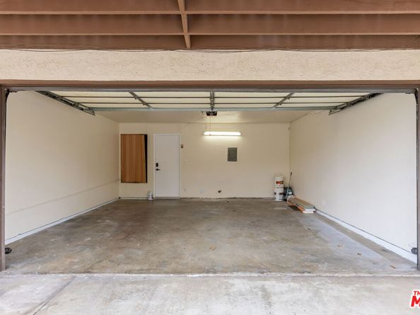 164 W 220th Street 10, Carson CA 90745