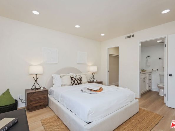 164 W 220th Street 10, Carson CA 90745